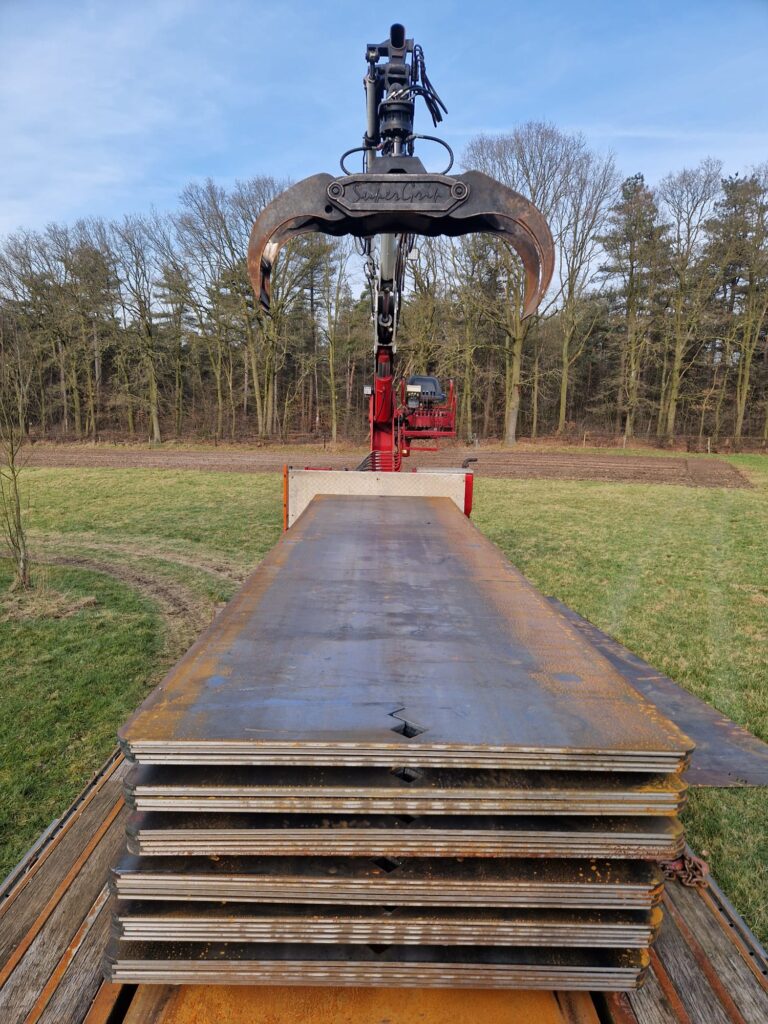 Rijplatenverhuur bij Schepens Kraanverhuur Heeze Leende Geldrop